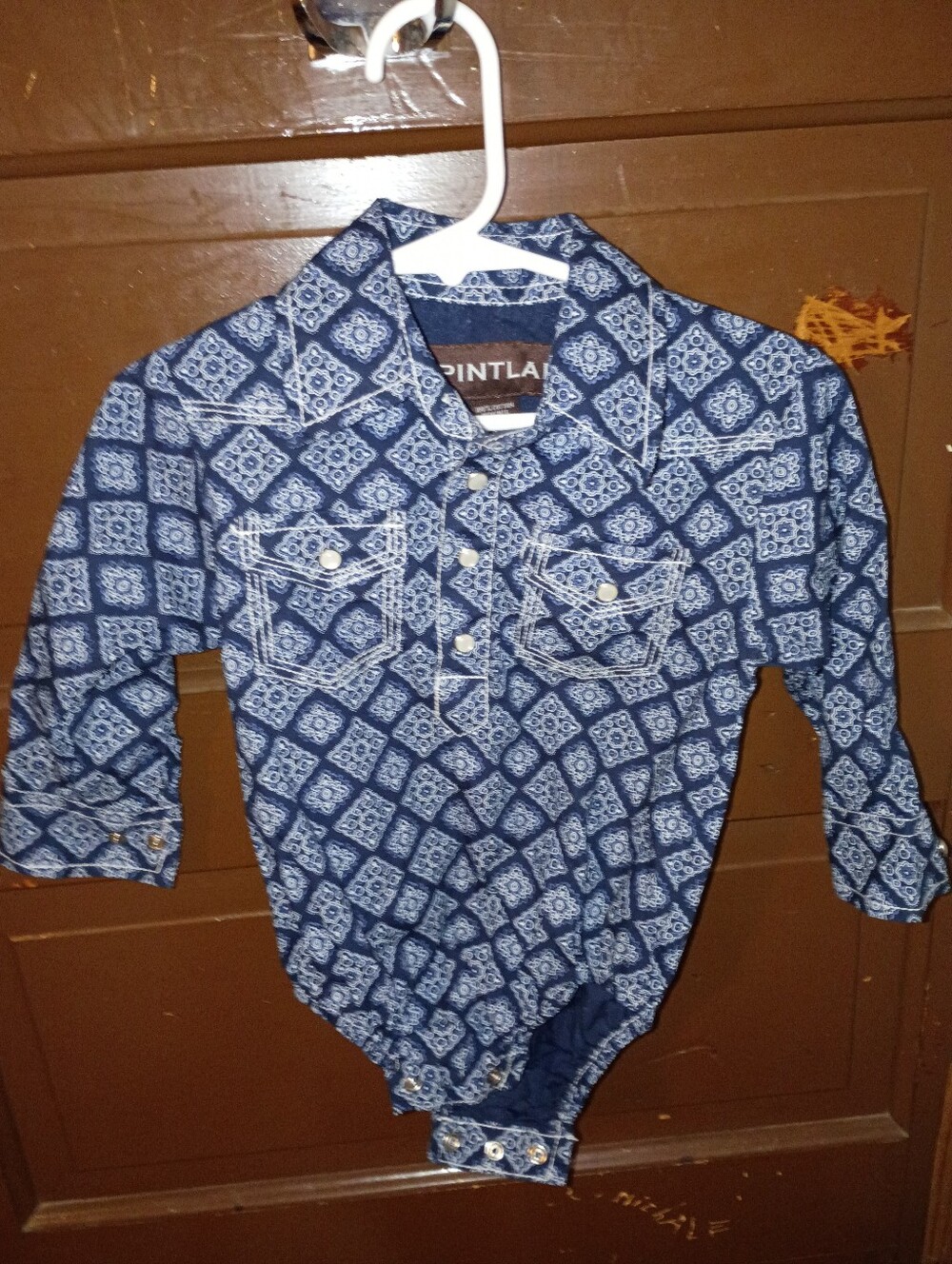 EUC Boys Pintlar Long Sleeve Western Print Onesie 18M